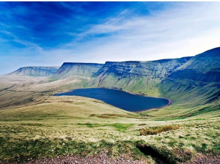 Perfect Cottage Retreat Near The Brecon Beacons Llanwrda Exteriér fotografie